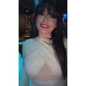 Meet your Posher, Roxana